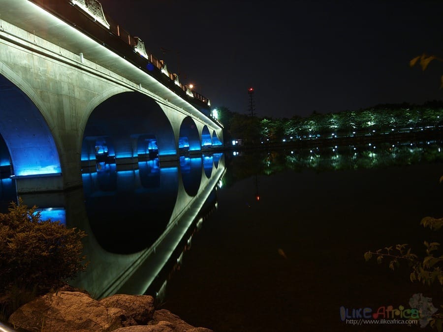 백만년만에 찍어보는 야경..