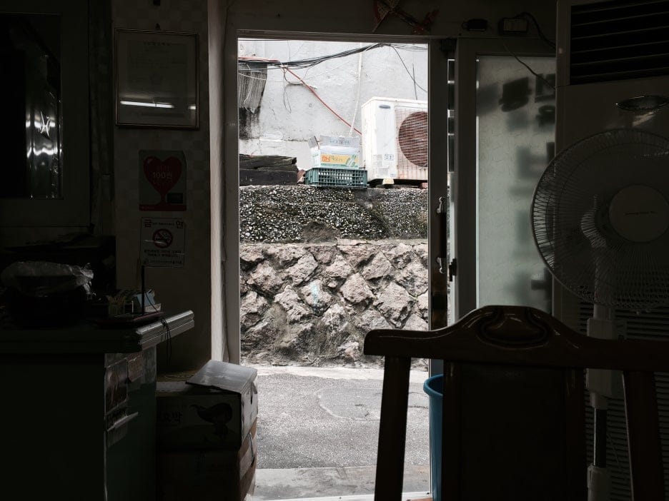 명동 어느 골목