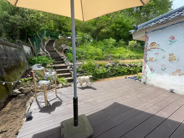 뒷마당 정리후 나무테크 설치 image