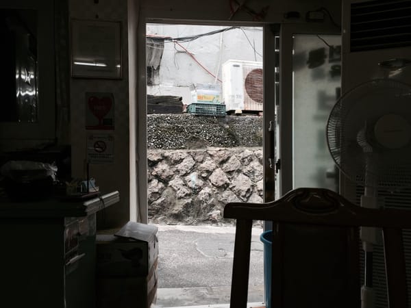 명동 어느 골목