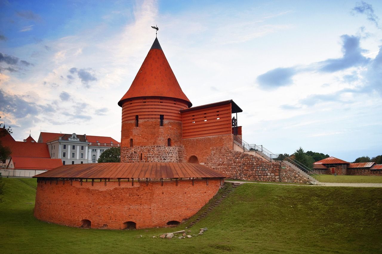 Kaunas, Lithuania 여행 – 어�게 보아 도어를 활성화하기