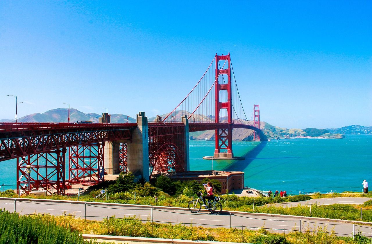 Explore San Francisco in United States - Main View