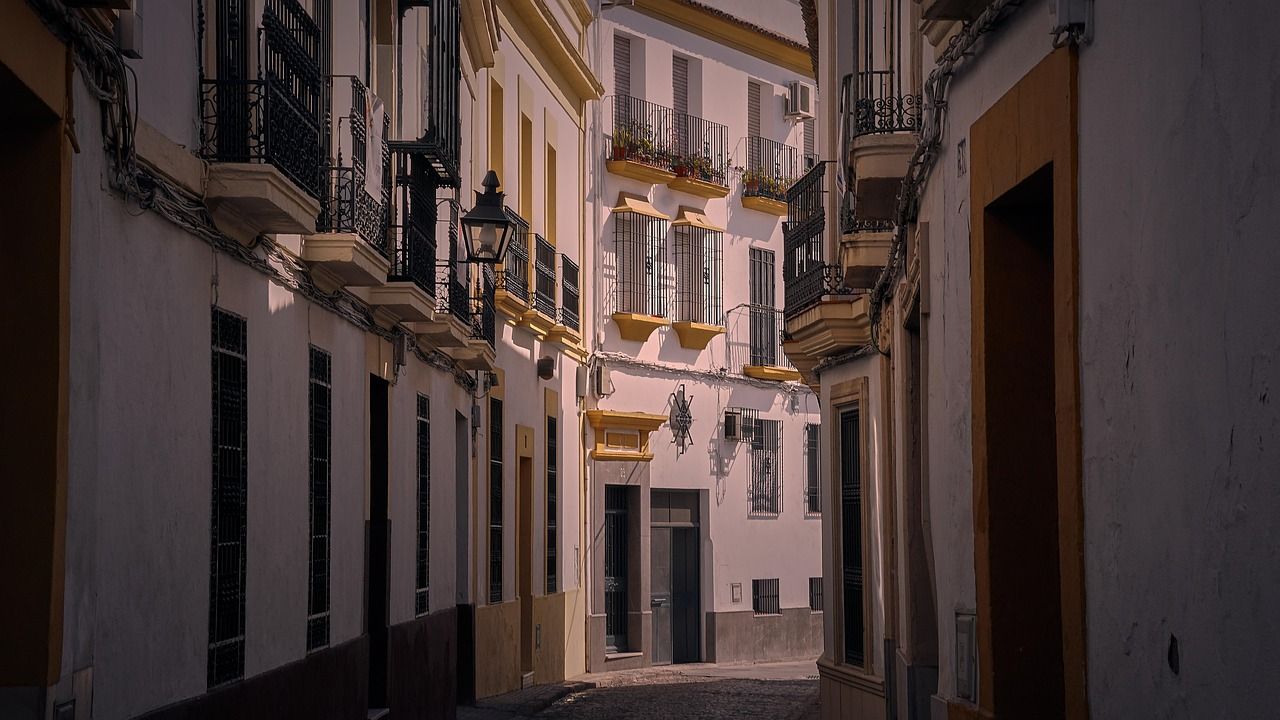 Explore Valencia in Spain