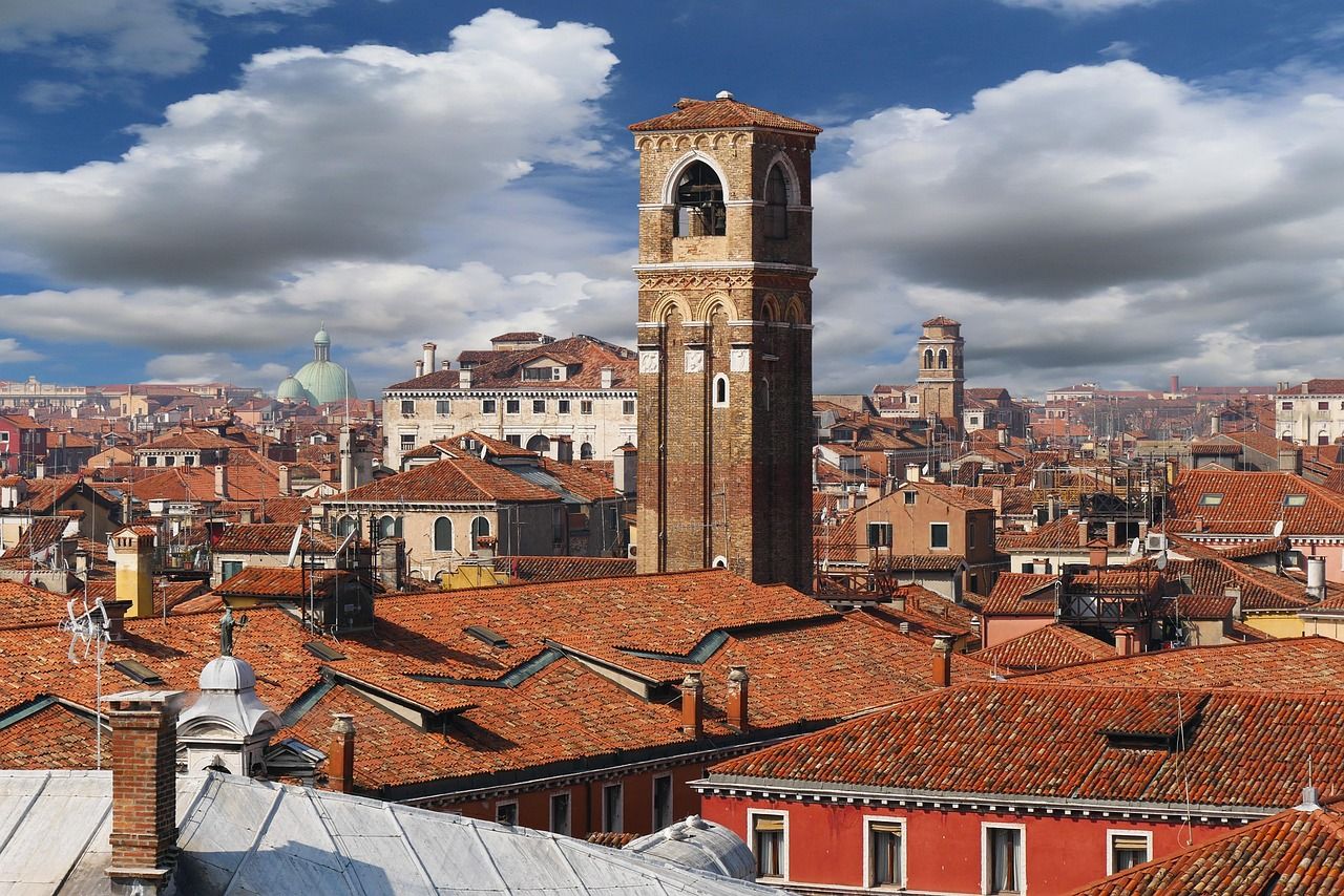 Explore Venice in Italy - Main View